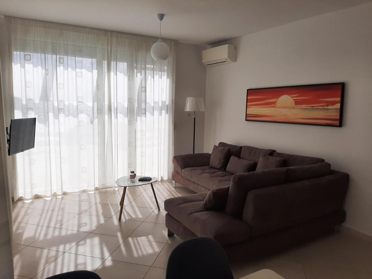 Kela Apartment 3 Sarandë Exterior foto